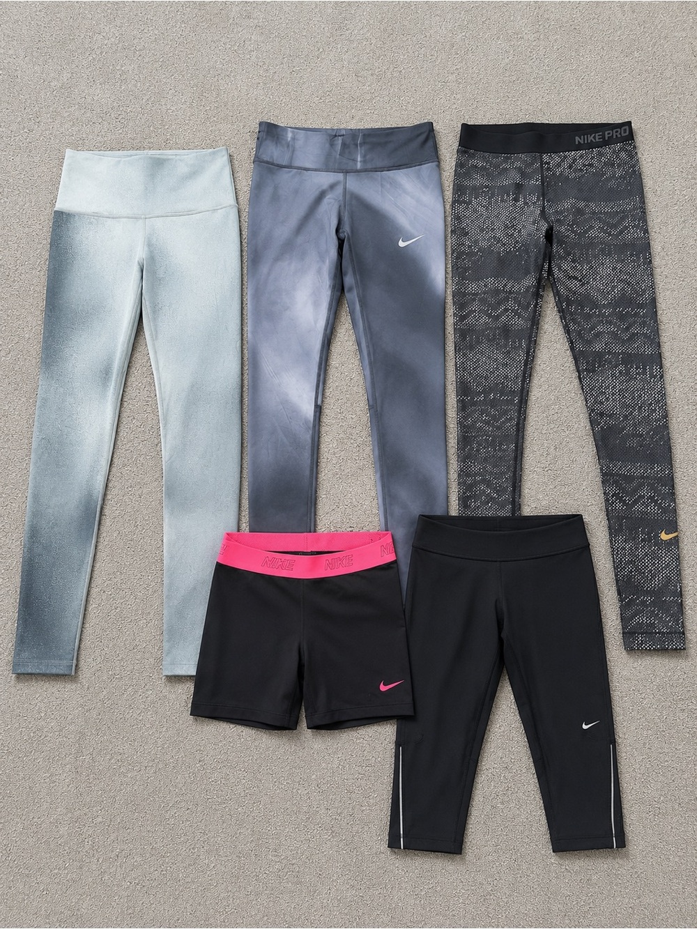 Women’s Nike closet clean clean out leggings